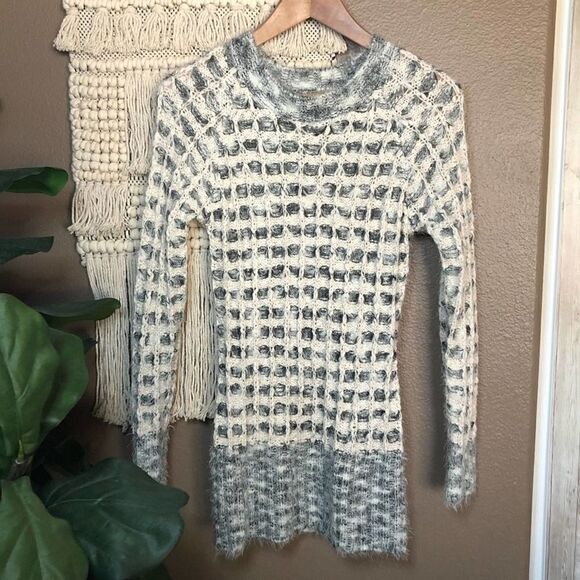Katsumi Eyelash Knit Pullover Sweater - Picture 1 of 8